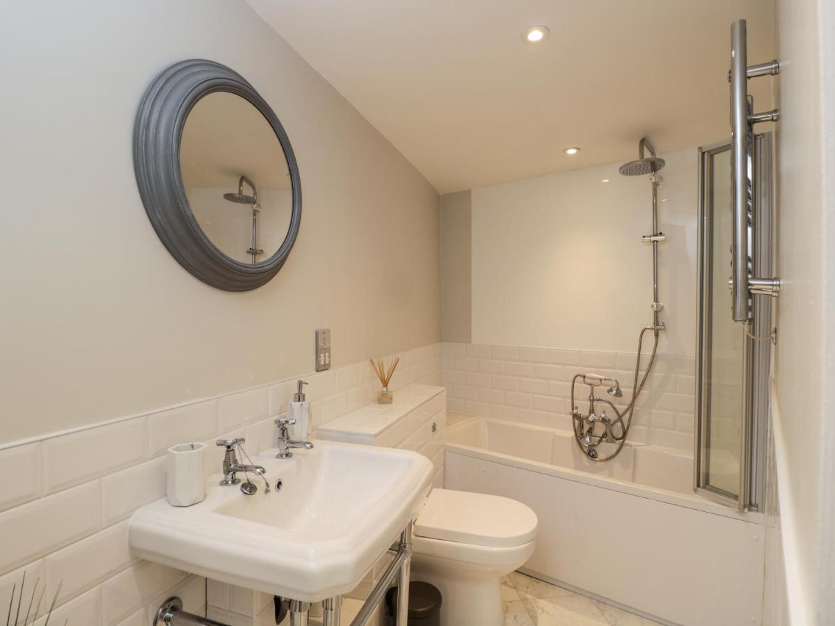 Stable Cottage Cheltenham Bagian luar foto